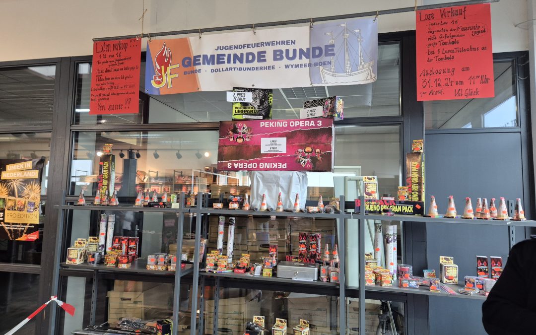 Lose Verkauf beim „Feuerwerk Bunde“