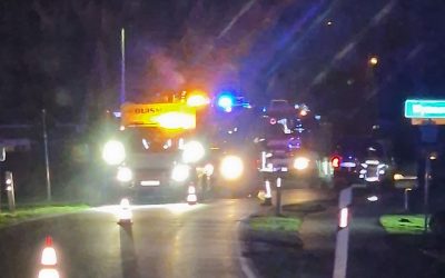 Ölspur auf der Straße